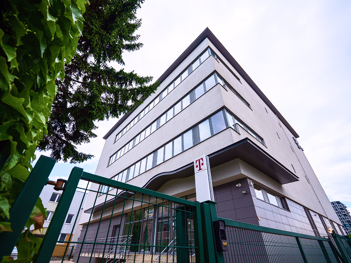 Budova Telekom DataCentra na Slovensku.
