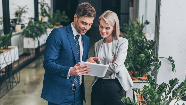 Prehľadný systém Business Asset na správu majetku, inventarizáciu a dokumenty.